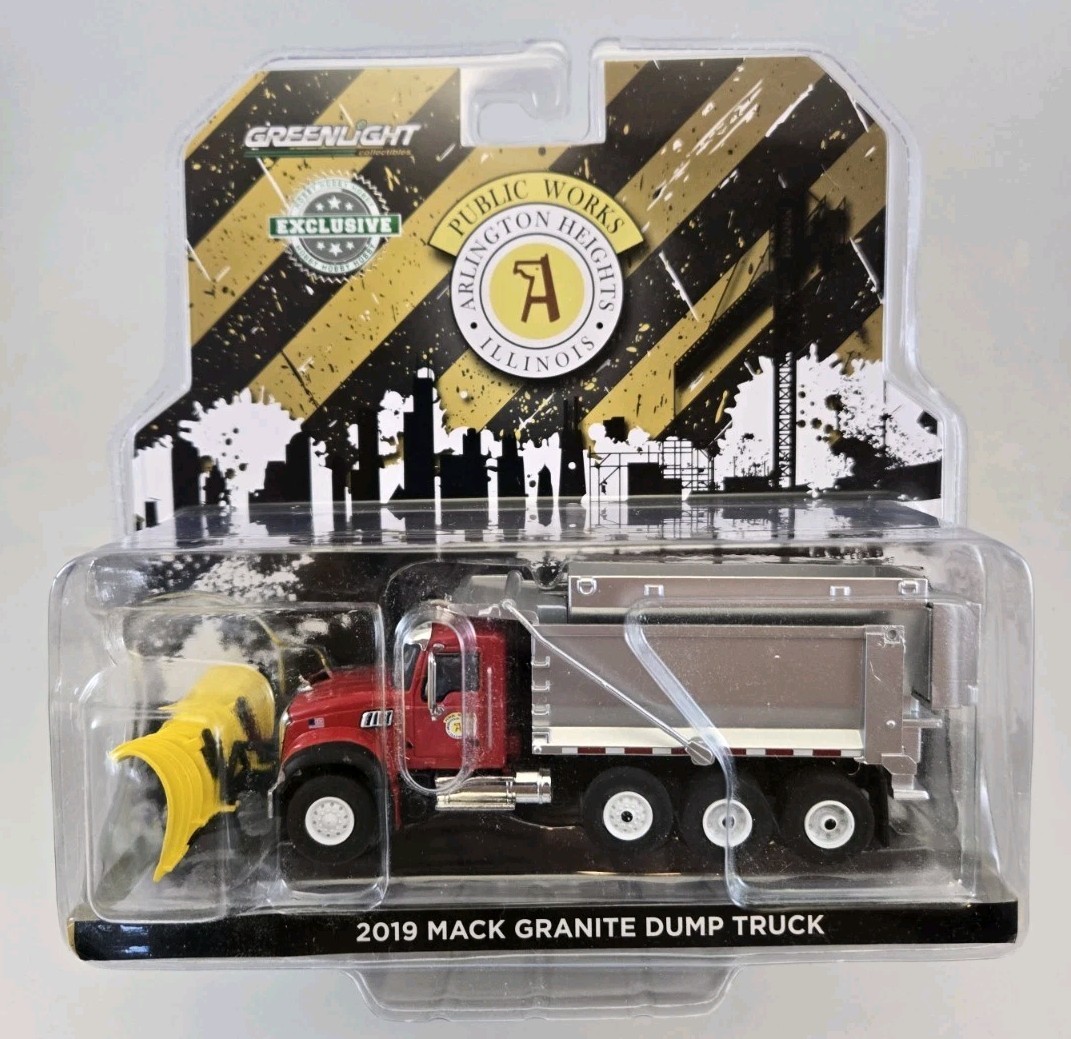Greenlight 1:64 Mack Granite Dump Truck 2019 Public Works Exclusive