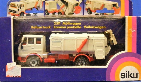 Siku 2511 Mercedes Benz Refuse Truck – W. Germany – 1/55 MIB