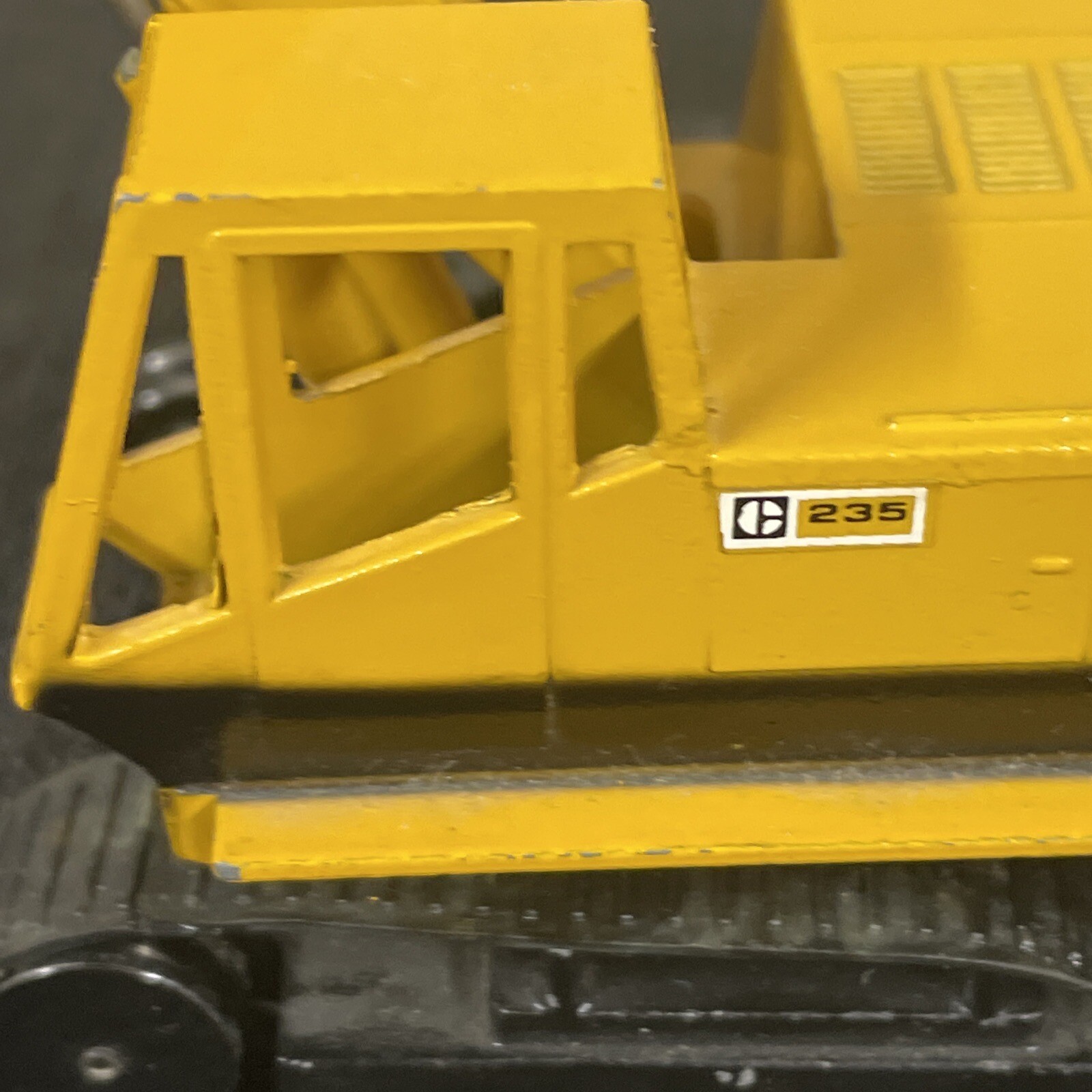 Winross Caterpillar 235 Excavator Rare Classic Cat READ DESCRIPTION