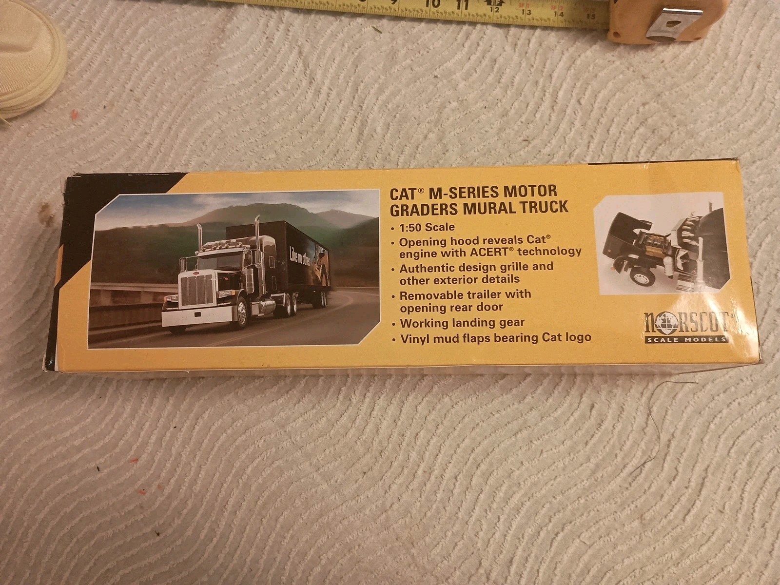 Norscot 1:50 Scale Caterpillar M-Series Motor Graders Mural Truck NIB