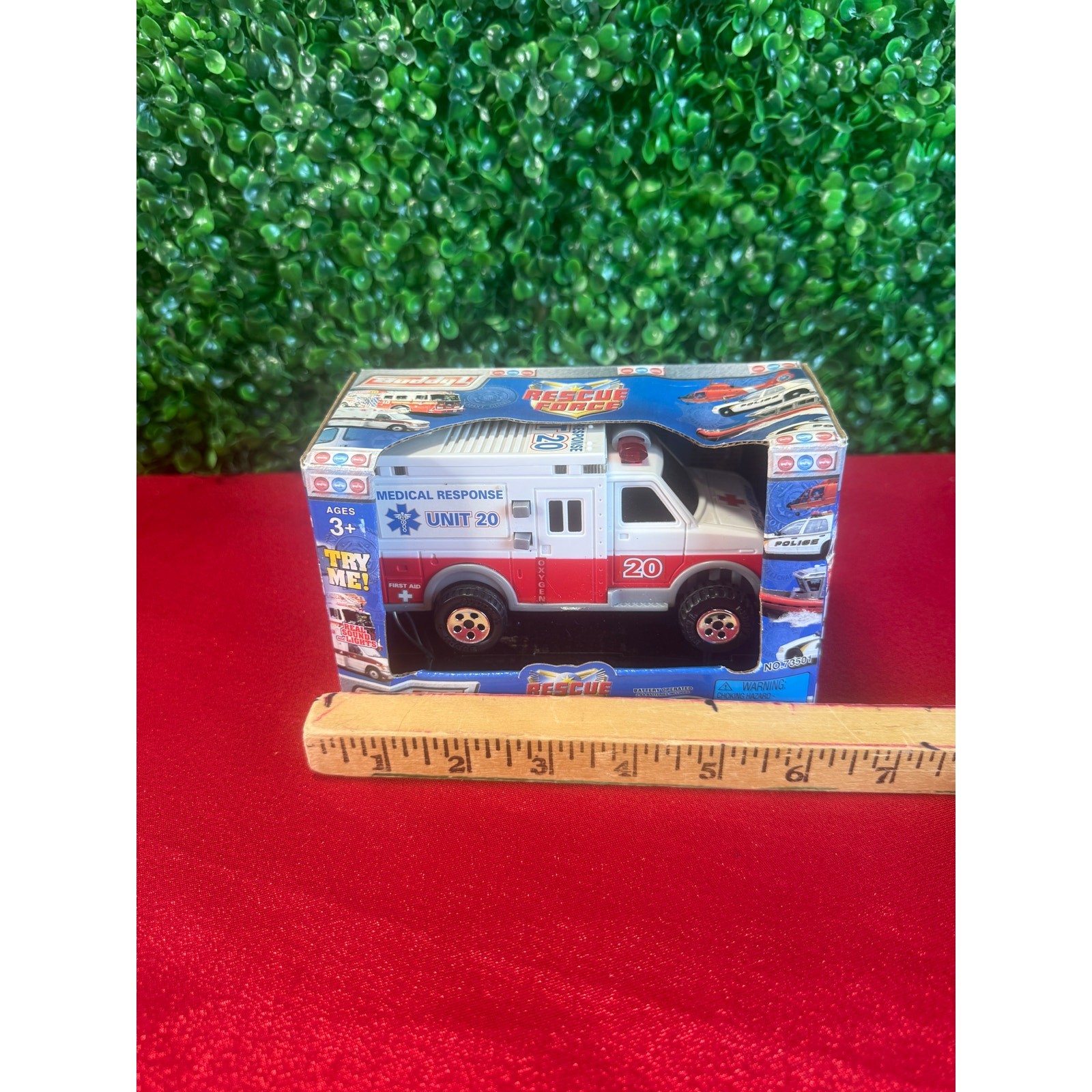 Buddy L Rescue Force Medical Response Unit 20 Ambulance Toy NIB Lights Sounds