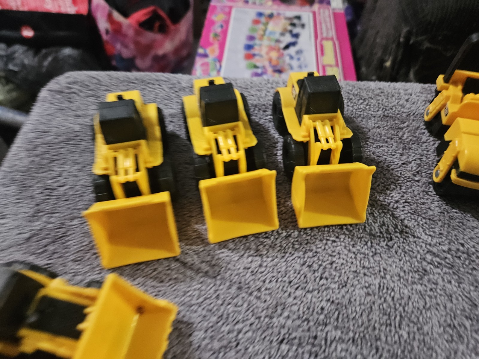 CAT Caterpillar Construction Vehicle Toy Lot Plastic Dump Truck Loader Dozer(13)