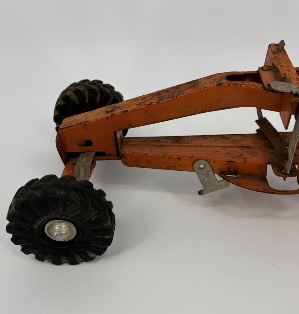 Vintage Wyandotte Pressed Steel Road Power Grader for Parts Repair Restoration