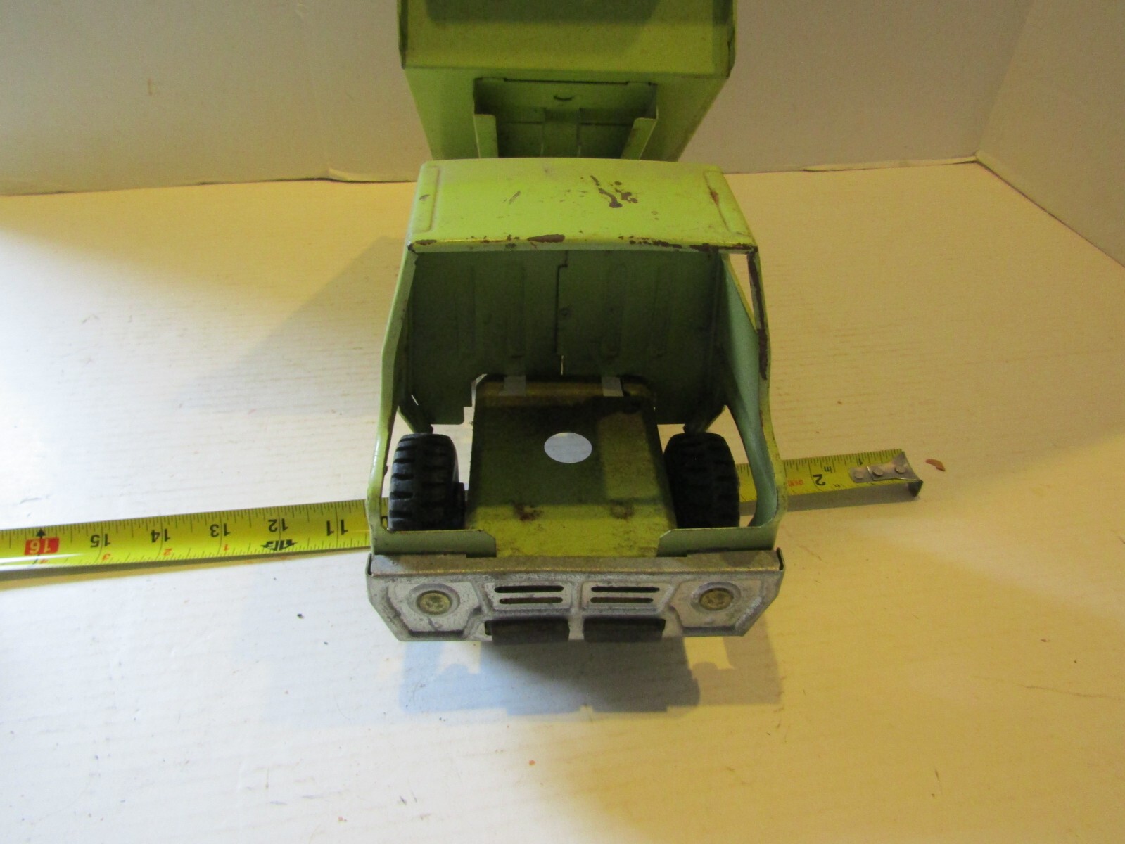 VINTAGE TOY TRUCK PRESSED STEEL TONKA CONSTRUCTION GREEN DUMP DUMPER HAULER