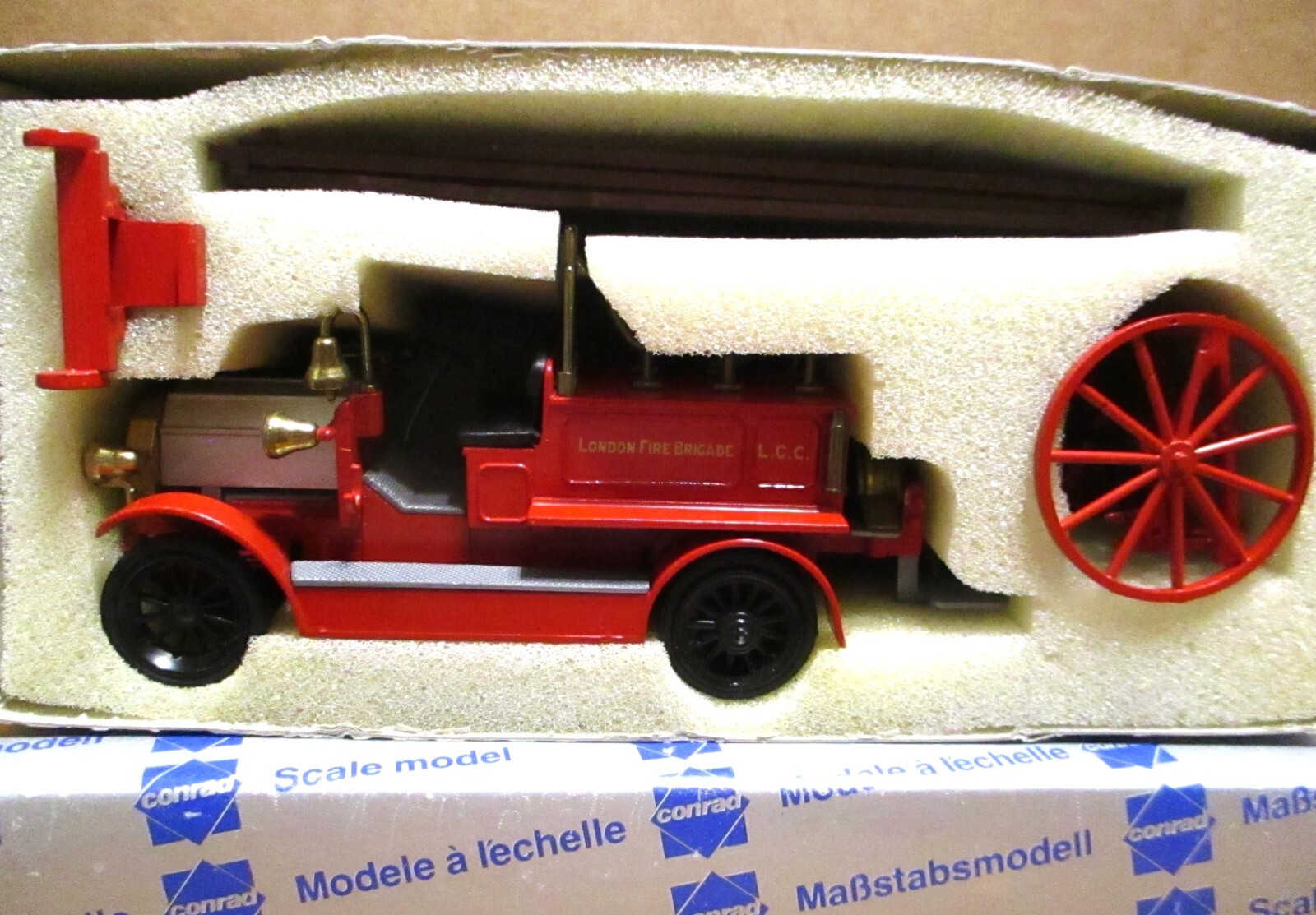 Conrad #1025 London Fire Brigade LCC Truck Engine 1:43 W Germany Die Cast Metal