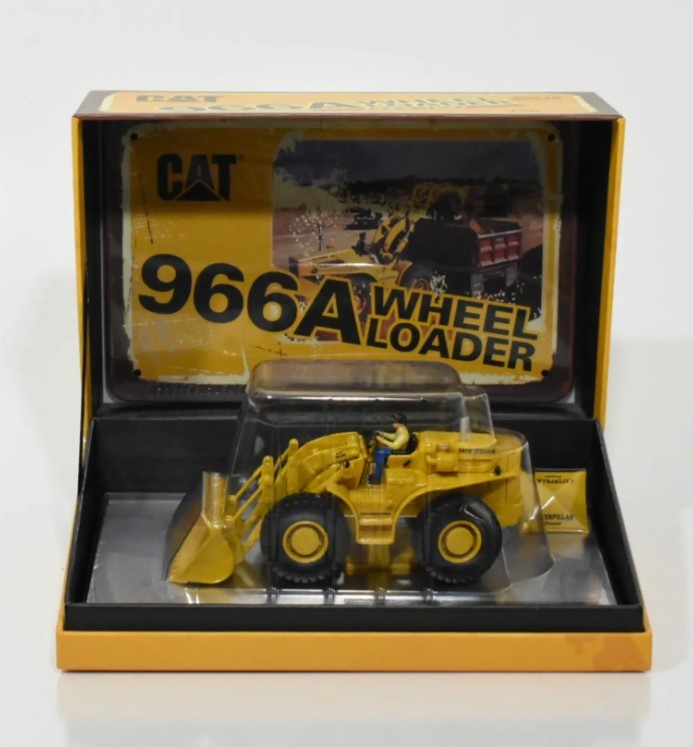 DIECAST MASTERS – CATERPILLAR 966A Wheel Loader – 1/50 – DCM85579