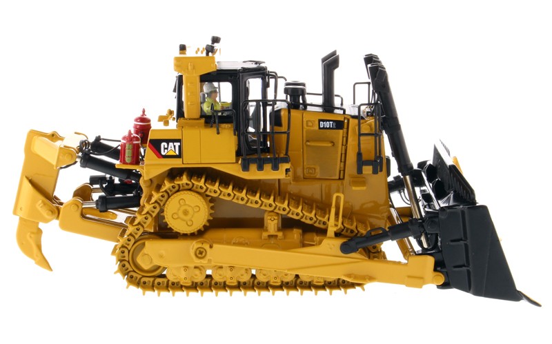 DIECAST MASTERS,Bull CATERPILLAR D10 T2 with driver and metal box possibility…
