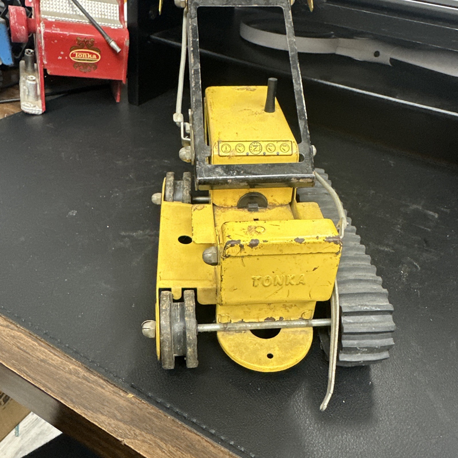 Vintage Tonka #352 Pressed Steel Yellow Loader