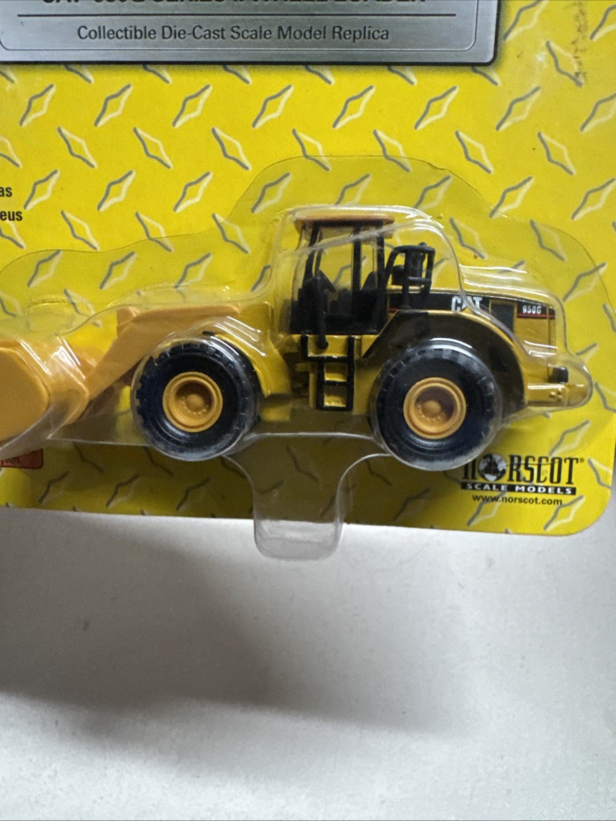 NORSCOT Caterpillar CAT 950G Series II Wheel Loader 55402 Scale 1:87 NIB