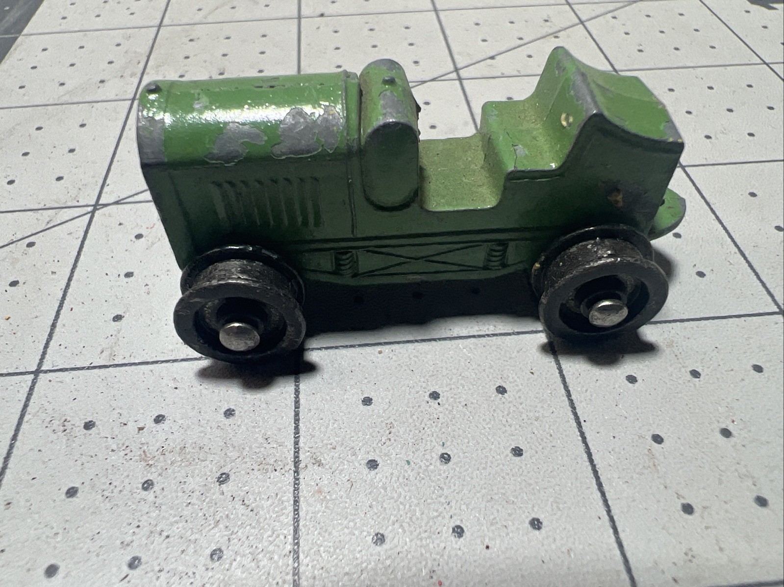 VINTAGE 1930s PREWAR TOOTSIETOY BULLDOZER – TRACTOR
