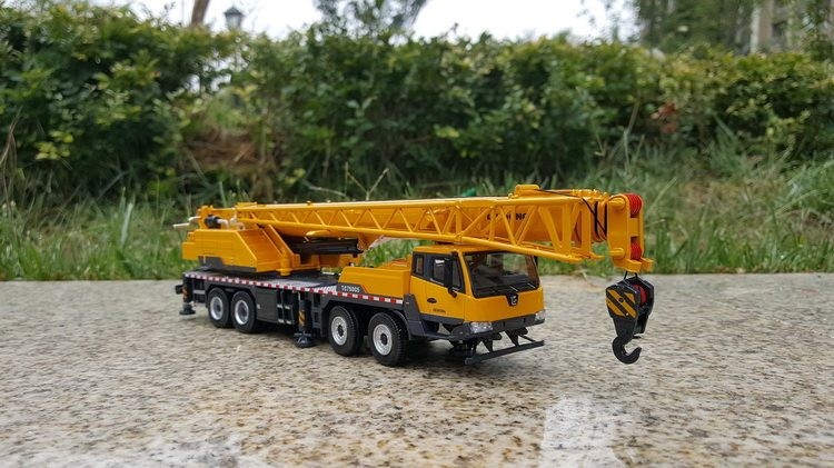 Original 1/50 LIUGONG TC750C5 non-Sany XCMG crane crane model