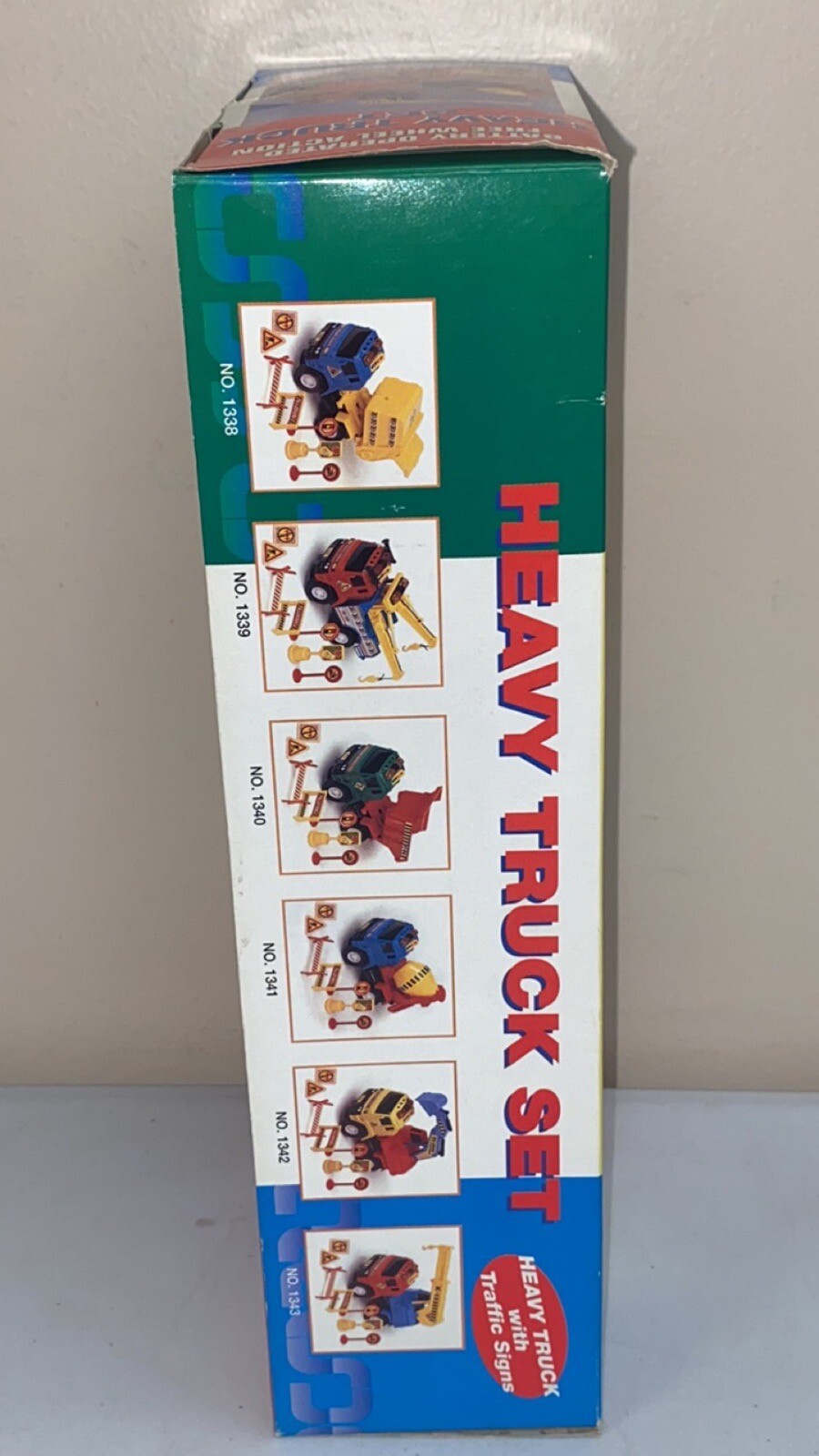 NEW! Heavy Truck Set w/ Traffic Signs Colorful Truck Free Wheel Action No. 1339