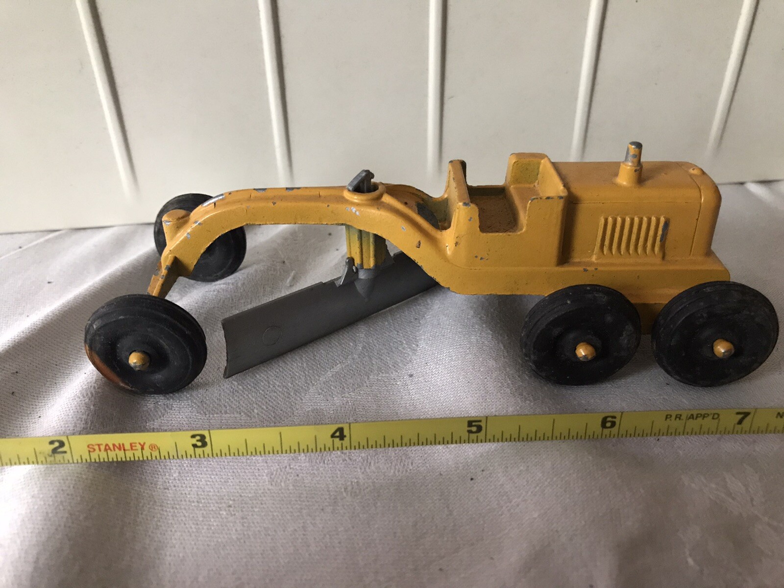 Vintage Tootsie Toy Road Grader