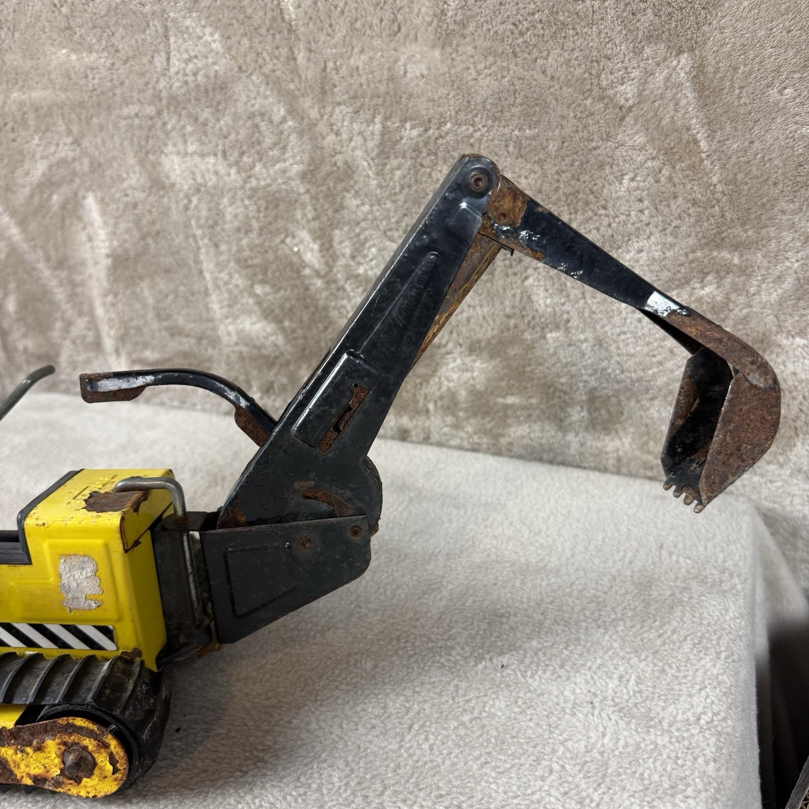 Vintage Pressed Steel Tonka Trencher Backhoe Front Loader Bulldozer #810659 Rust