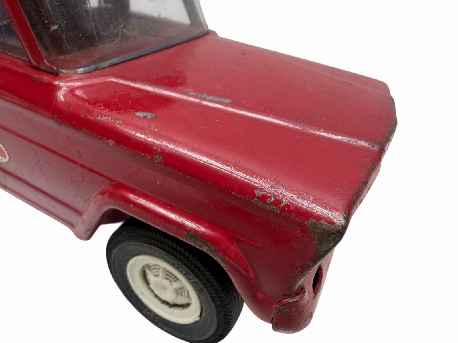 Vintage 1960s Red Tonka 9″ Pressed Steel Cement Mixer with Working Drum