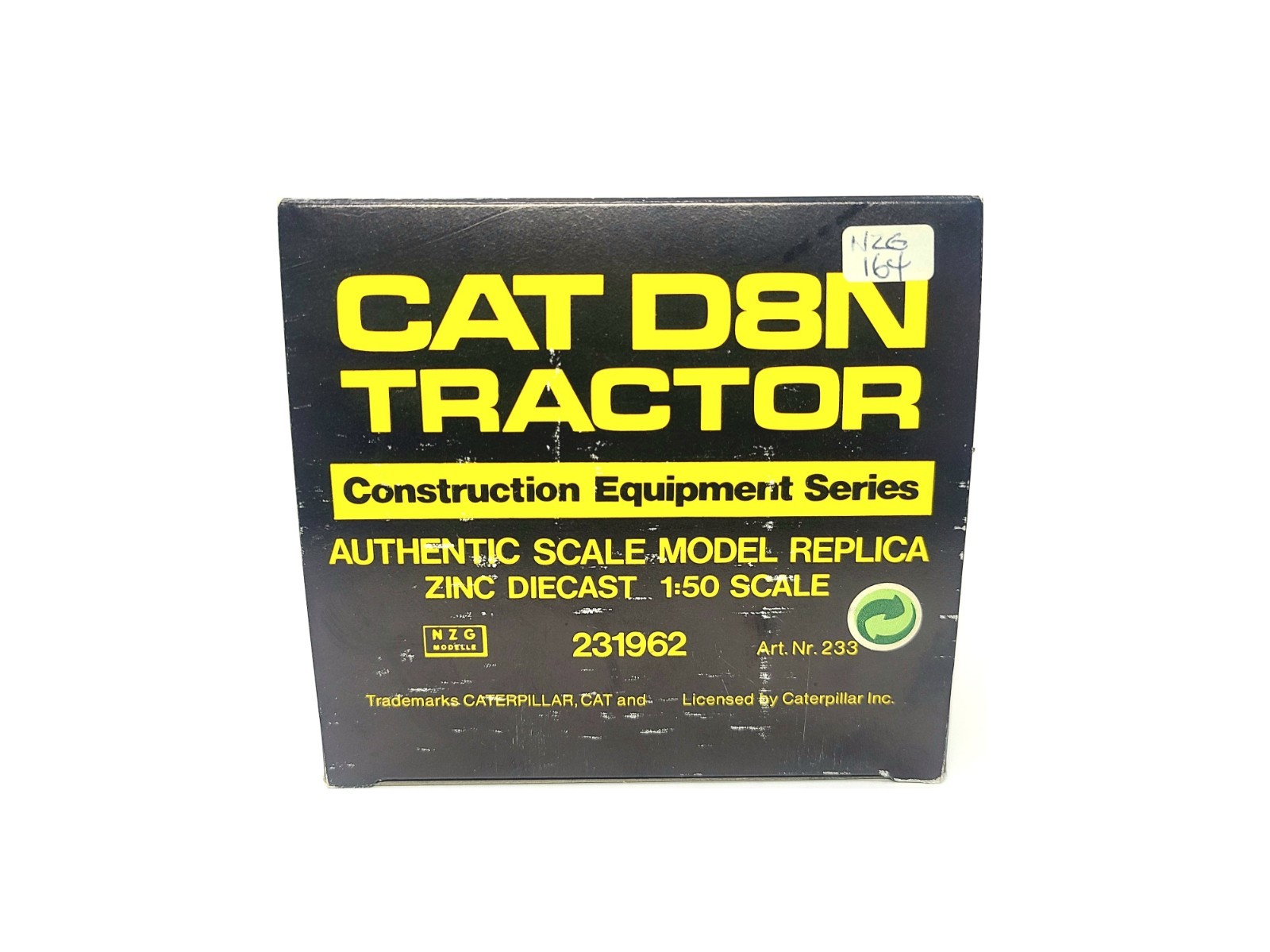 Caterpillar Cat D8N Dozer with Ripper – NZG 1:50 Scale Diecast Model #233 New