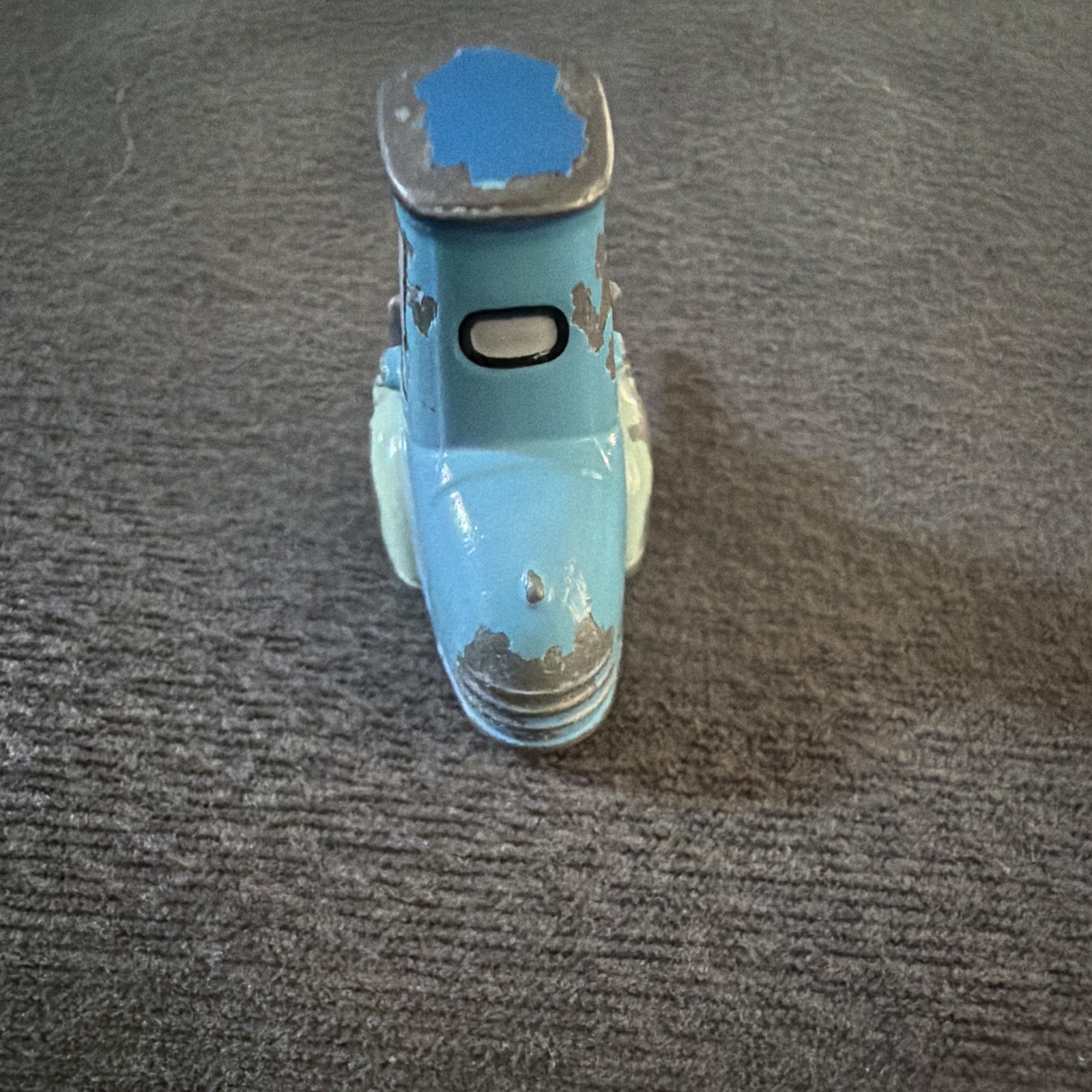 Disney/Pixar Cars Micro Scale Blue/Gray Diecast Forklift Character Vehicle