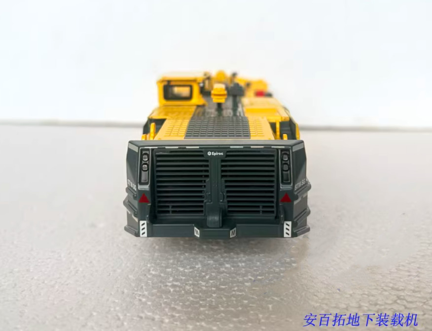 1:50 Epiroc Scooptram ST18 SG Loader Construct Machinery Equipment Diecast Model