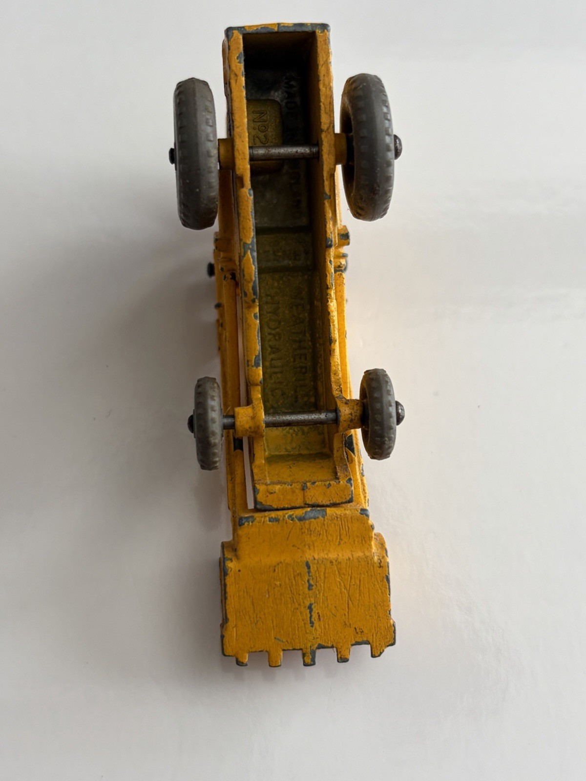 Vintage 1960’s Lesney Matchbox Lot of 2 Excavator #58 & Front End Loader #24