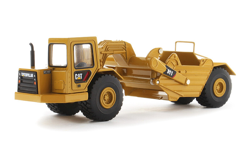 Diecast Masters 85695 1/64 Scale Caterpillar 611 Wheel Tractor Scraper