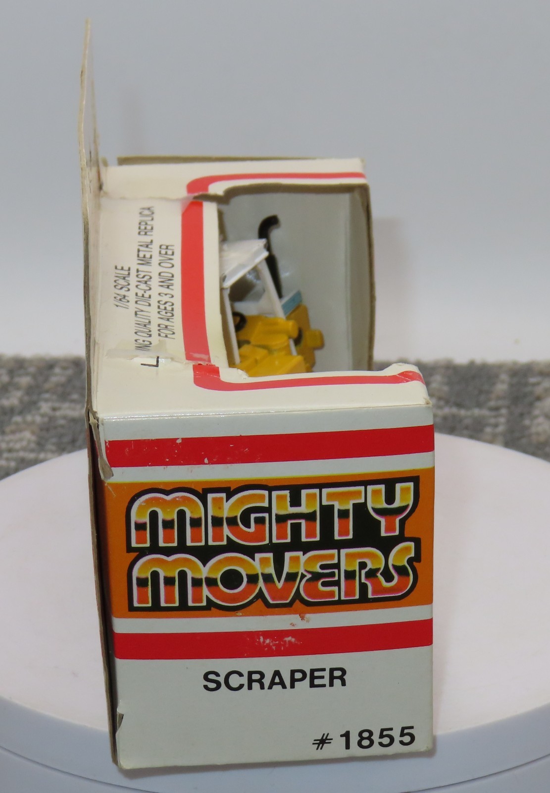 Ertl Mighty Movers International Hough 4128 Scrapper 1:64 1855