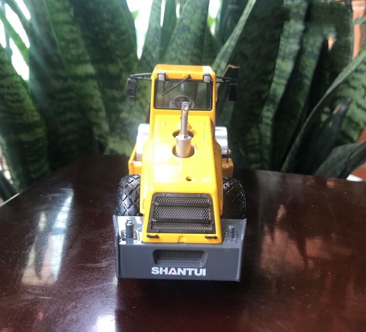 1:35 18CM SHANTUI SR26M Road Roller Construction Equipment Machine Diecast Model