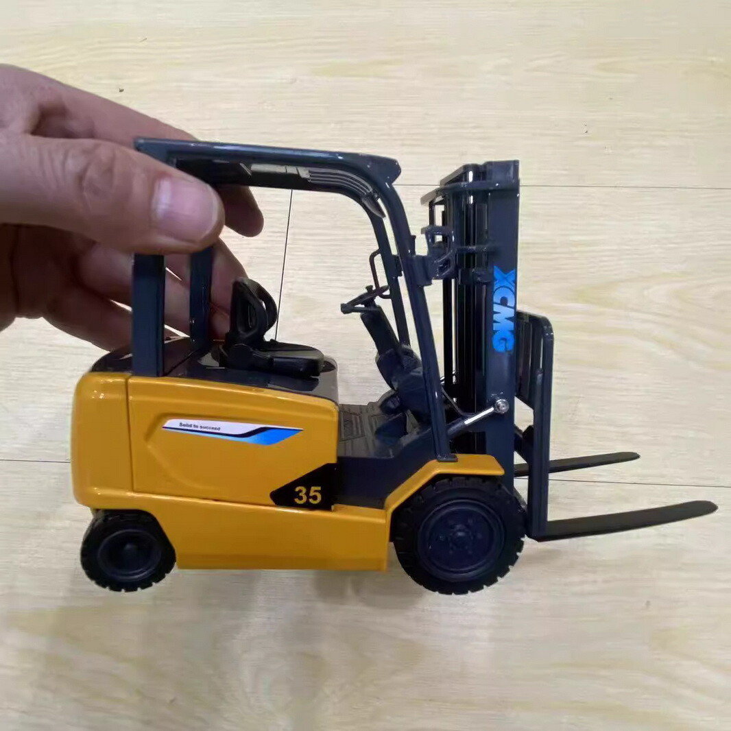 1/18 Scale XCMG XCB35 Forklift Truck Diecast Model Toy Collection Gift