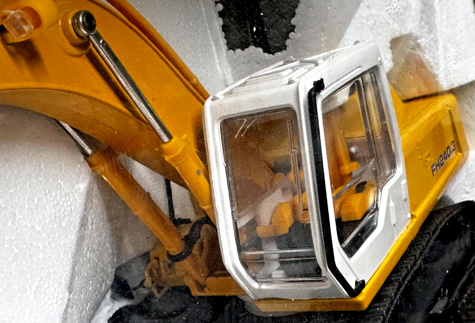 ROS Agri Tec Model BULDOZER / EXCAVATOR / WHEEL LOADER Die Cast 1:32 Play Set
