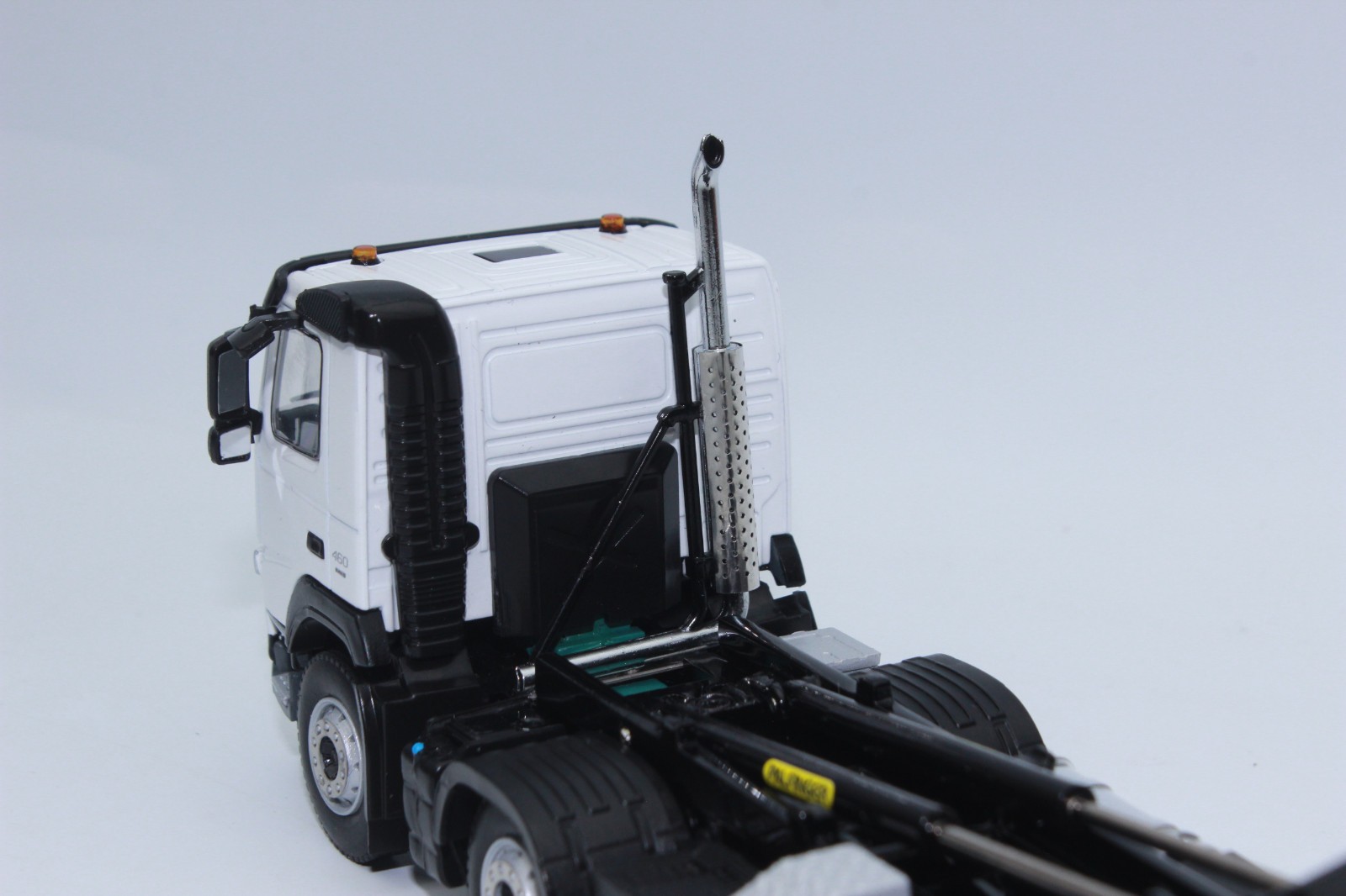 WSI 02-2428 Volvo FM4 8×4 Day Cab Lkw Abroller With Container 1:50 New Palfinger