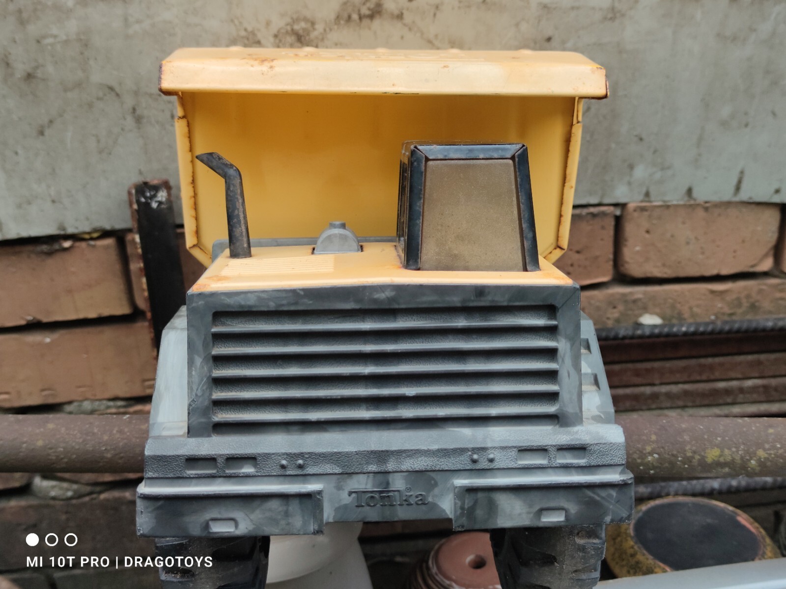 VINTAGE TONKA XMB-975 HUGE DUMP TRUCK TOY 1960’s METAL PLASTIC LARGE ITEM
