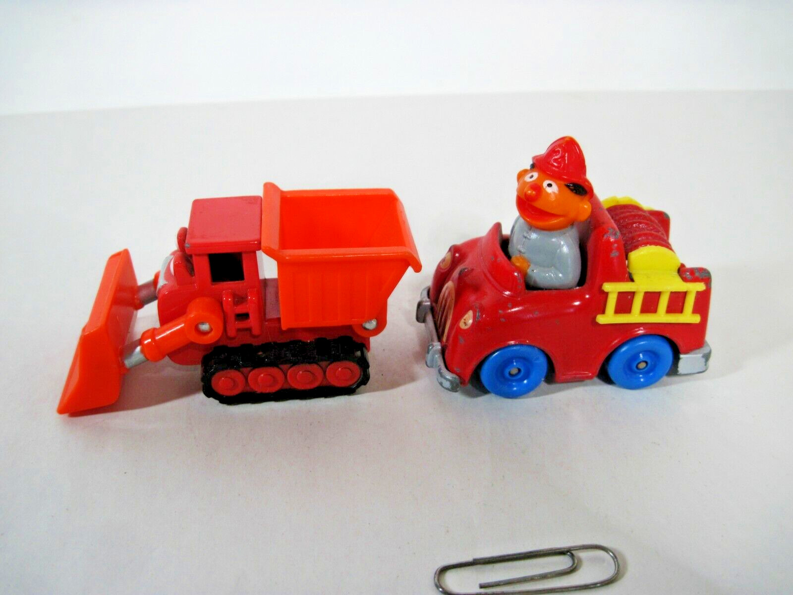 Bob the Builder Muck Bulldozer Dump Truck & Ernie Muppet Fire Engine Toys