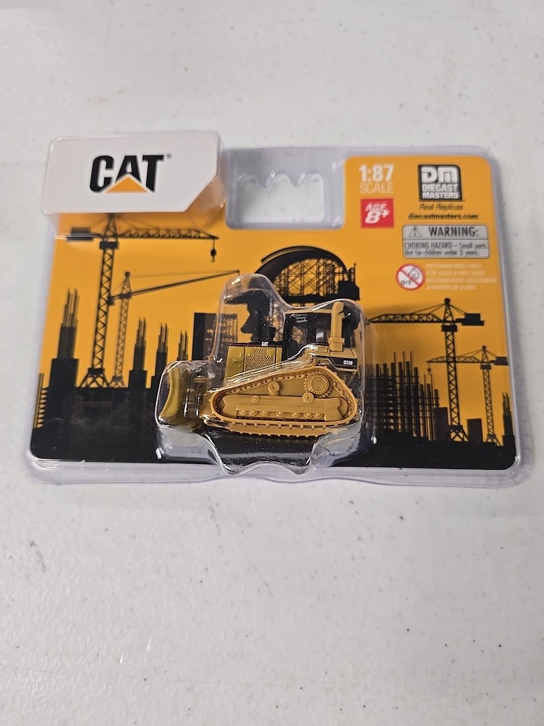 Diecast Masters – 1:87 Scale Cat D5M Track-Type Tractor (BBDM84401)