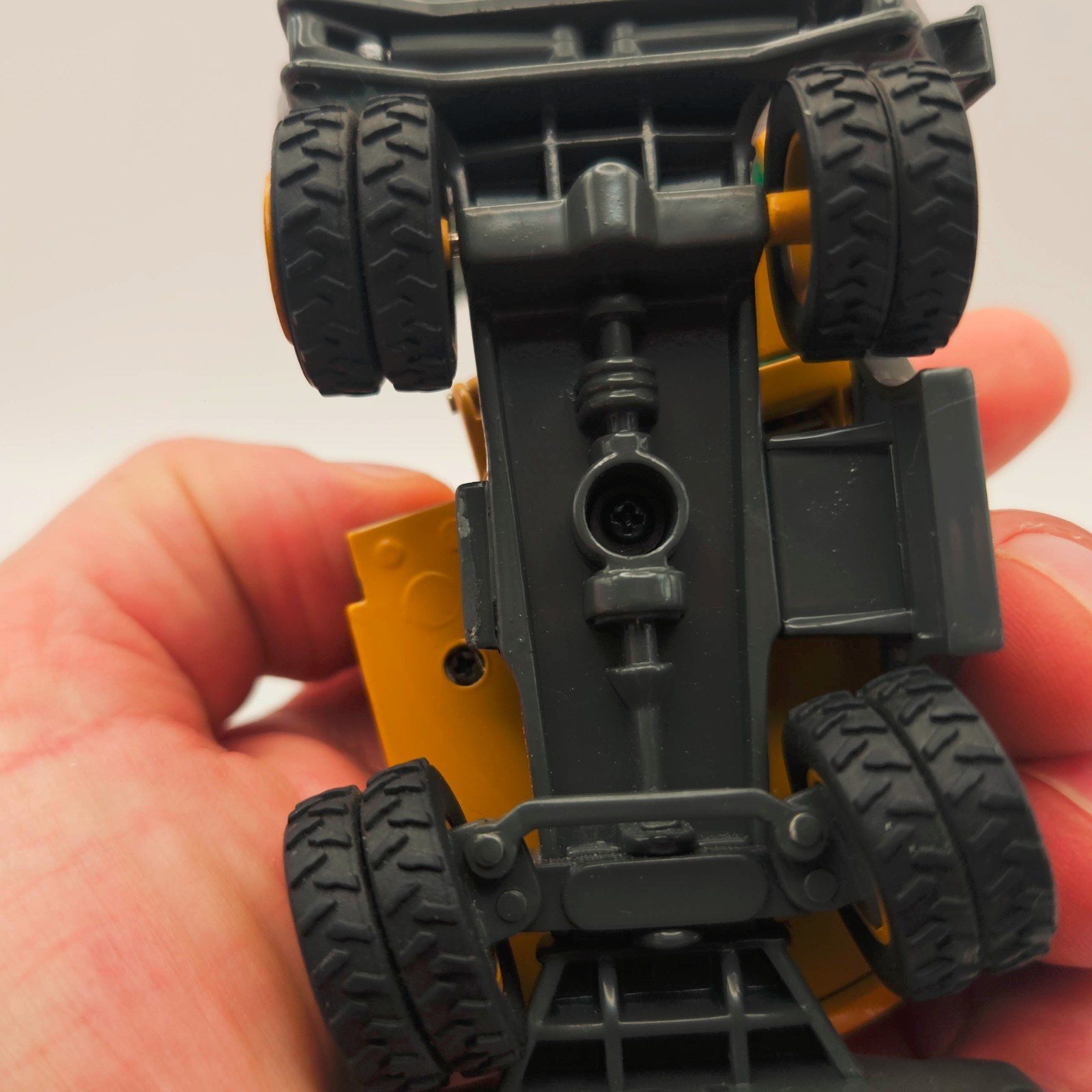 NZG 497 1:50 Scale Diecast Liebherr 316 Wheeled Excavator Scrap Handler Litronic