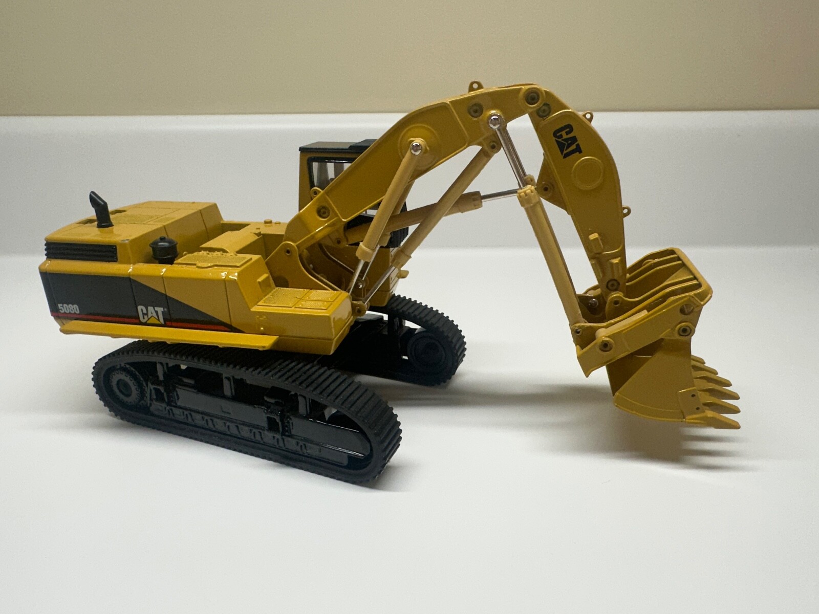 Norscot CAT 5080 Front Shovel 1:50 Scale Die-Cast Model