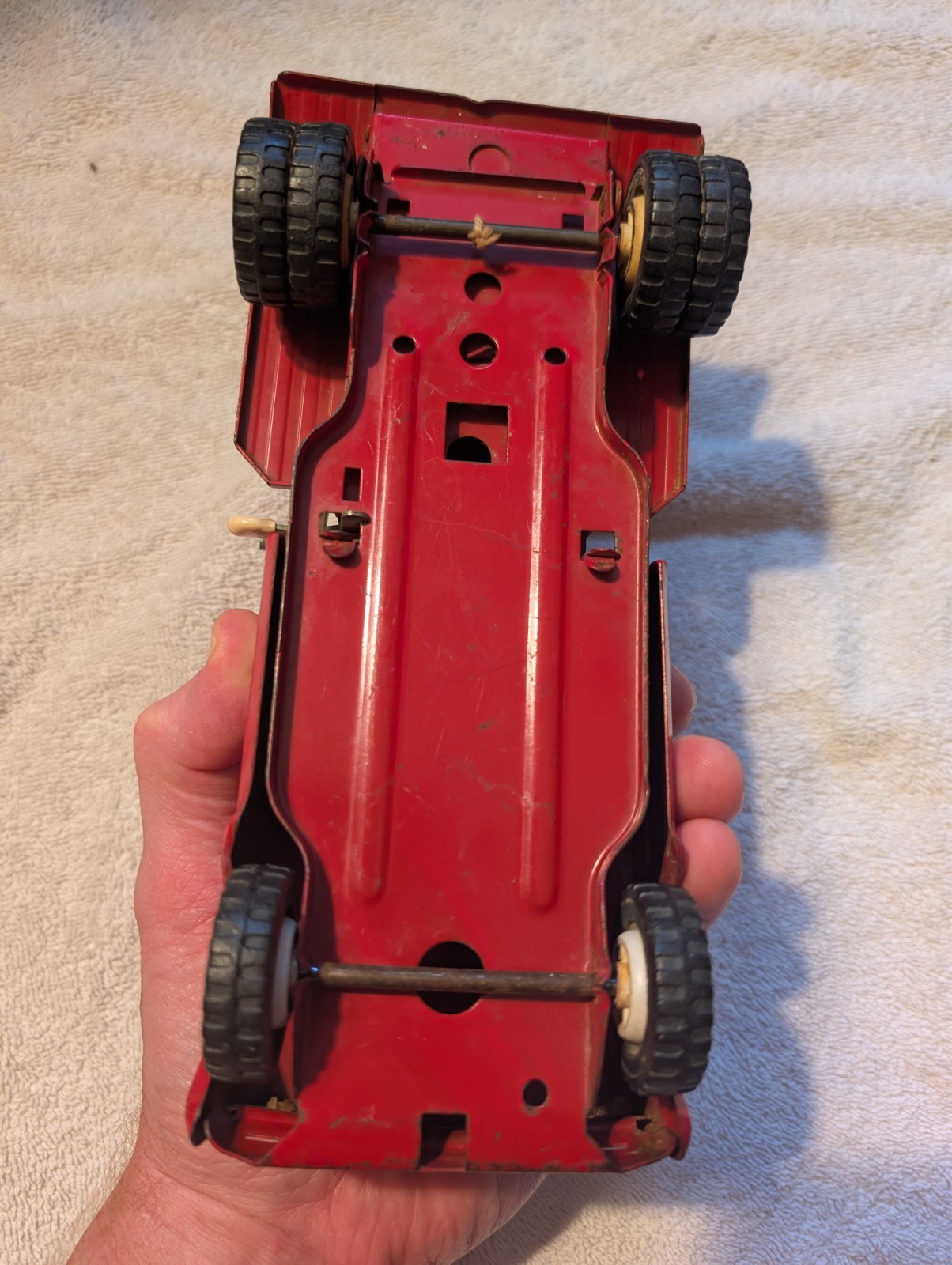 Vintage 1960s Red Tonka 9″ Pressed Steel Cement Mixer with Working Drum