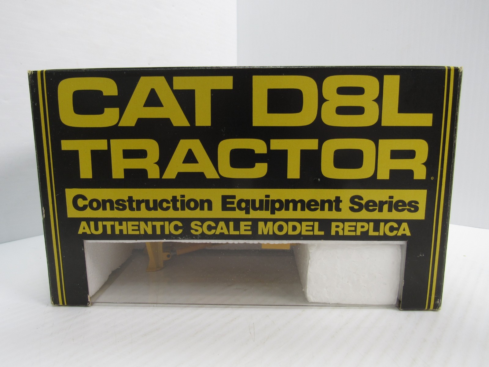 Caterpillar CAT D8L Track-Type Tractor NZG 1/50