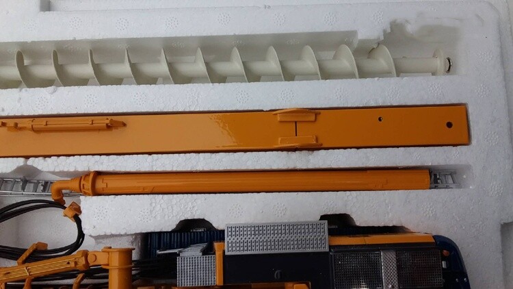 1:50 Bauer BG 40 Sob Equipment Drilling Rig Construction Machine Diecast Model