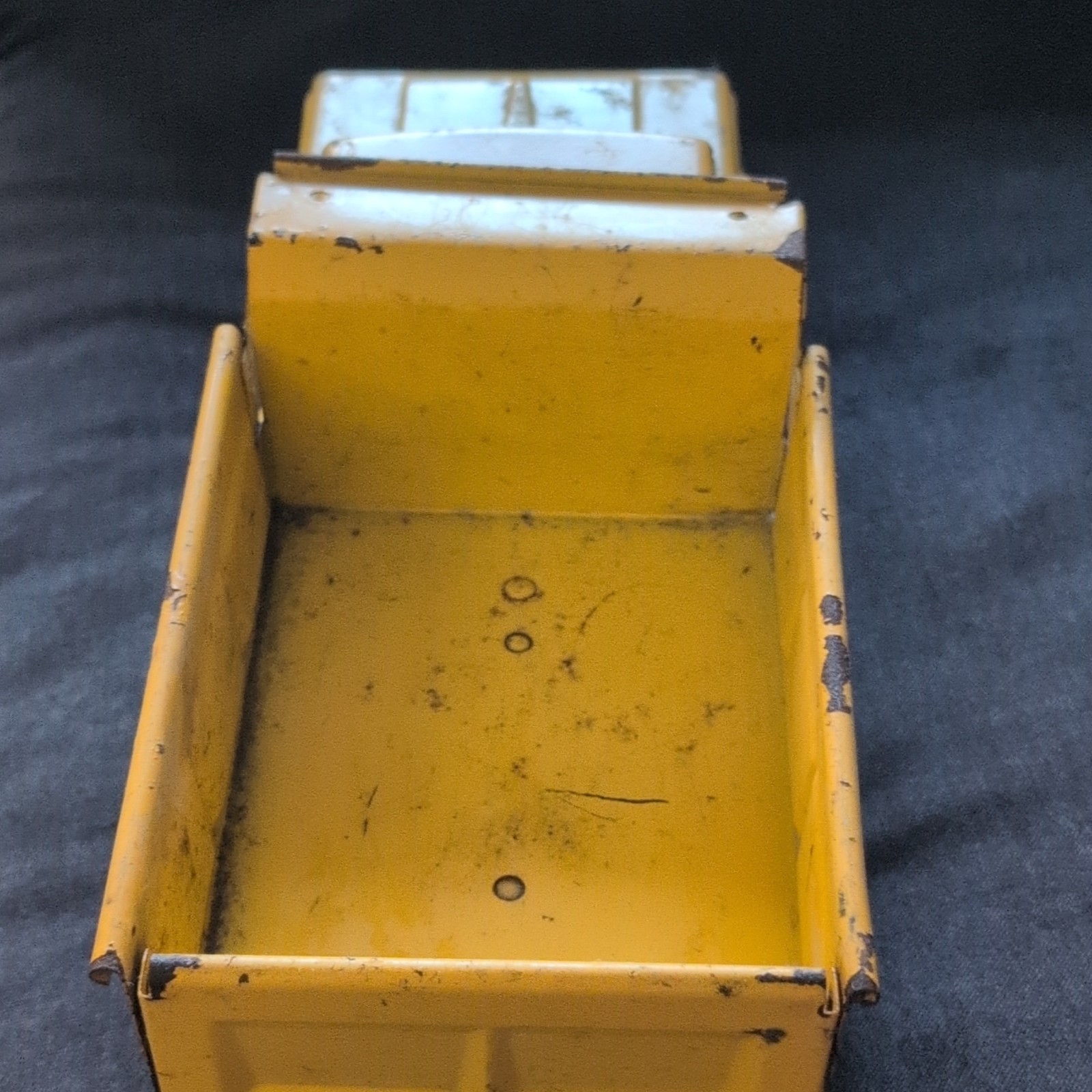 Structo 22 Vintage 1966 Yellow Metal Dump Truck Toy Construction Vehicle
