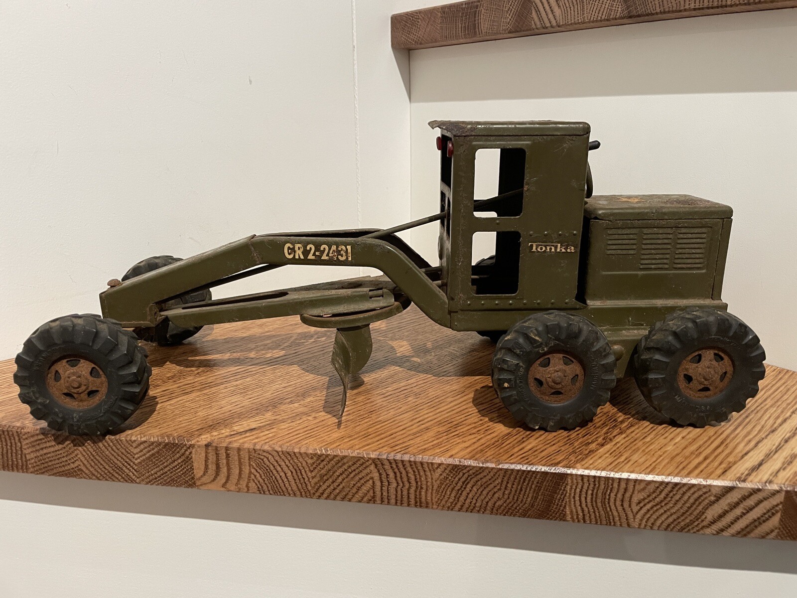 Vintage Tonka GR 2-2431 Army Green Bulldozer & Toys Caterpillar Grader Truck