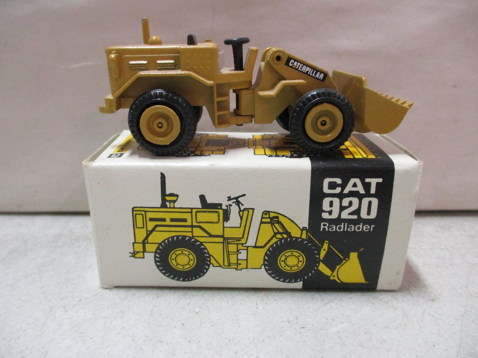Caterpillar 920 Wheel Loader No. 112