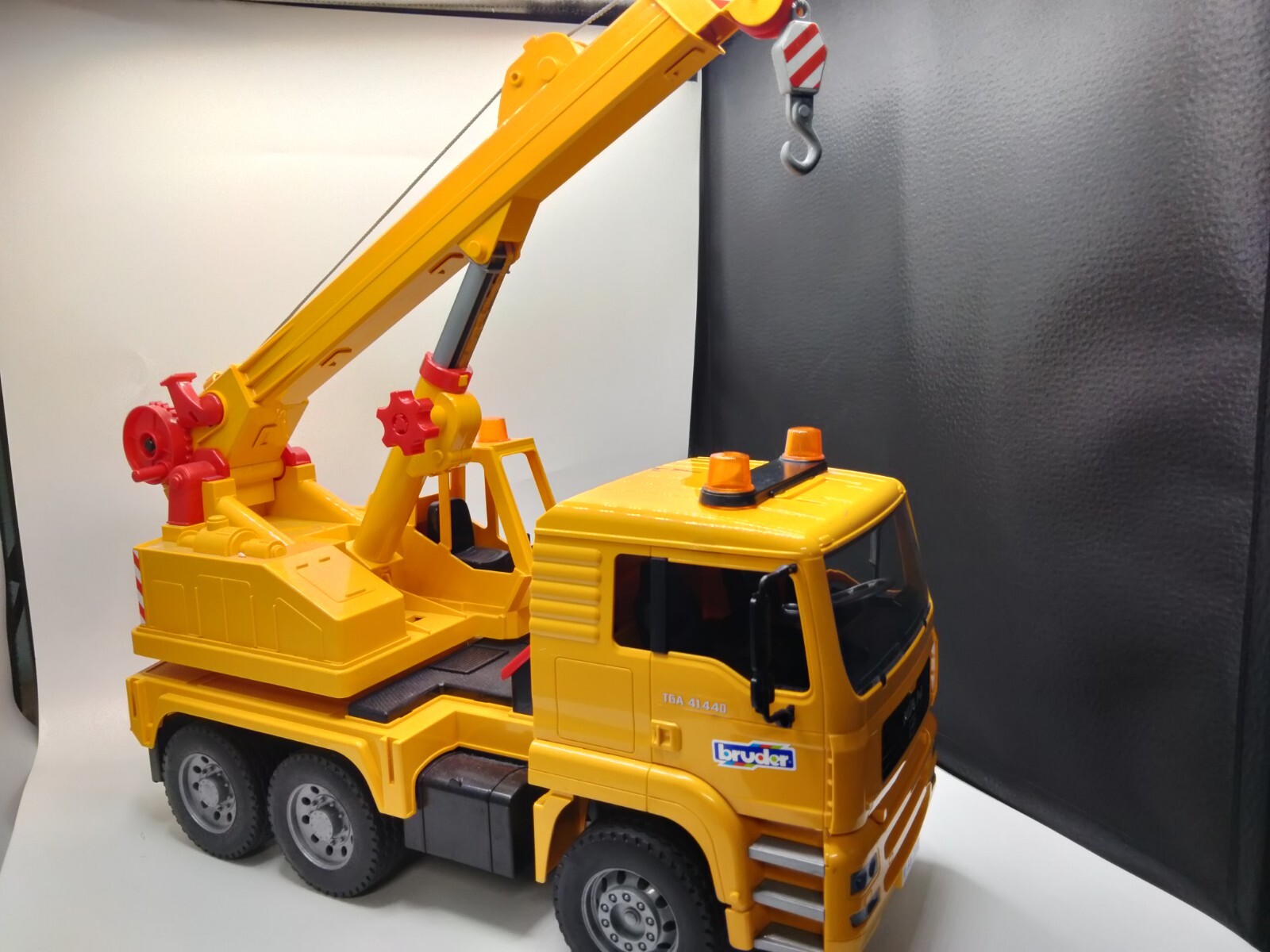 Bruder MAN TGA CRANE TRUCK Collection Toy Car Model 1/16 1:16
