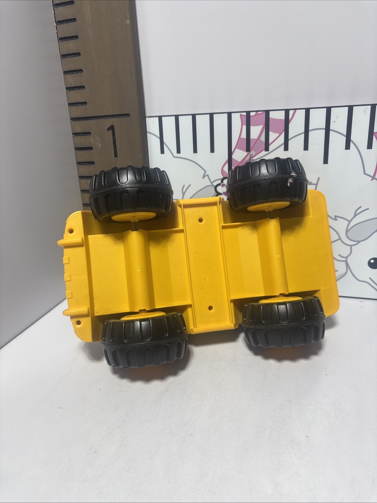 Large Vehicle Caterpillar CAT Tough Tracks Rugged Machines Pickup Truck Toy