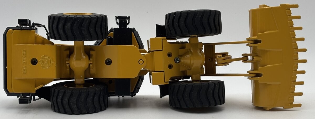 Joal 265 1:50 Scale Komatsu WA900-3 Avance Wheel Loader Die Cast Metal EX/Box