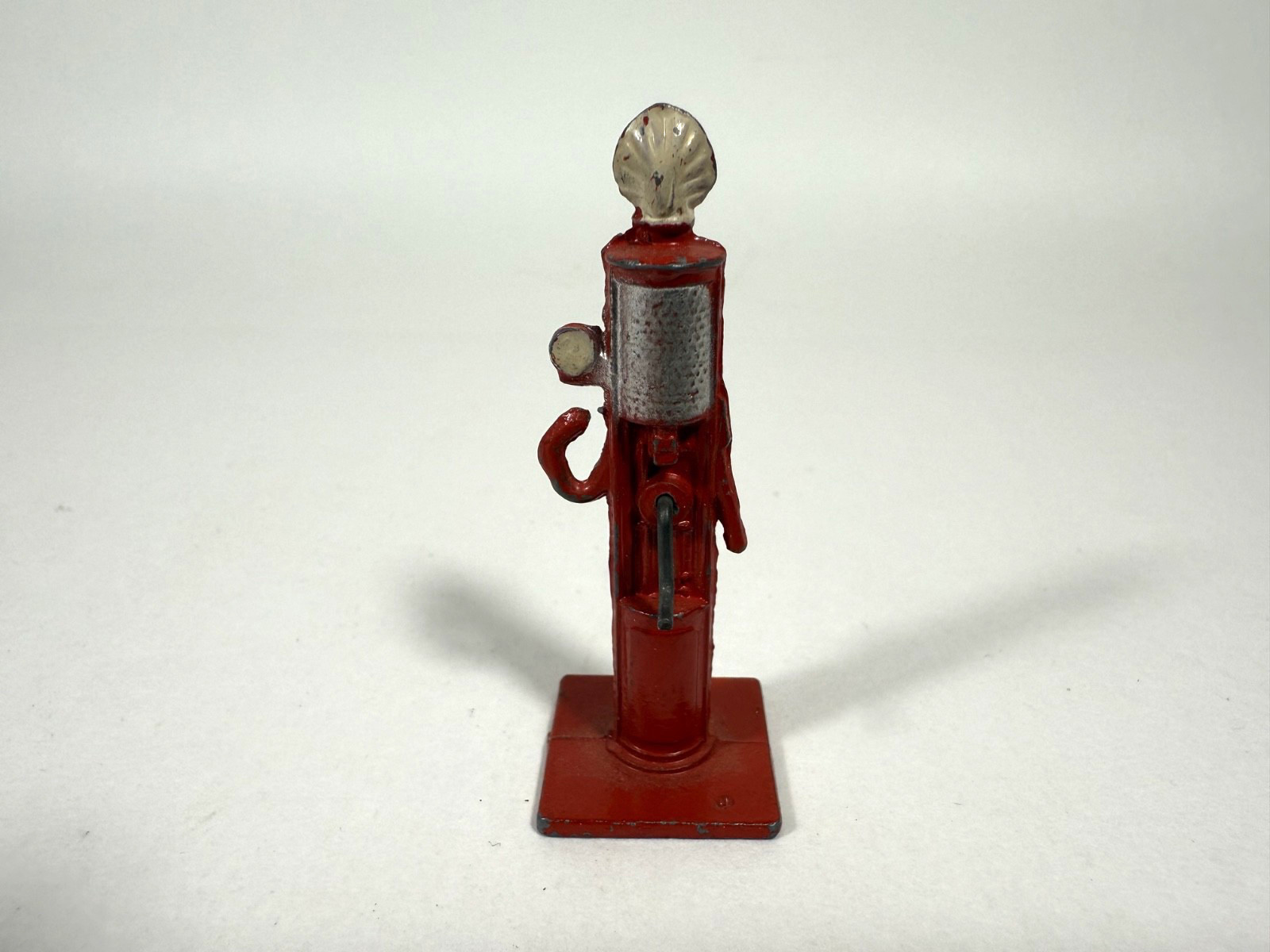 Vintage Dinky Toys 49 Cast Red Gas Pump- No Hose Meccano Made in England 490