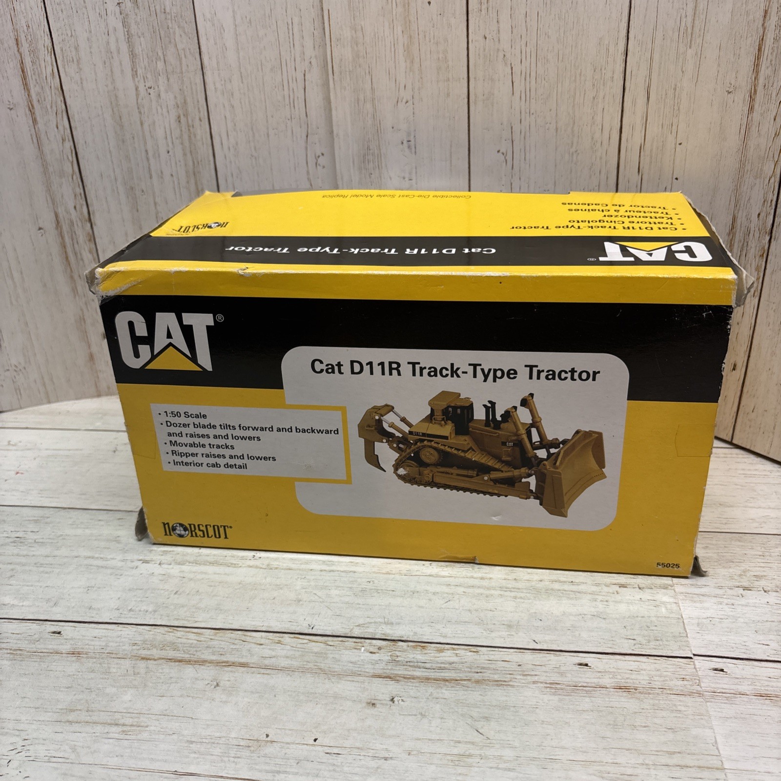 Norscot Cat Caterpillar D11R 1:50 Track-Type Tractor Diecast 55025 IN BOX
