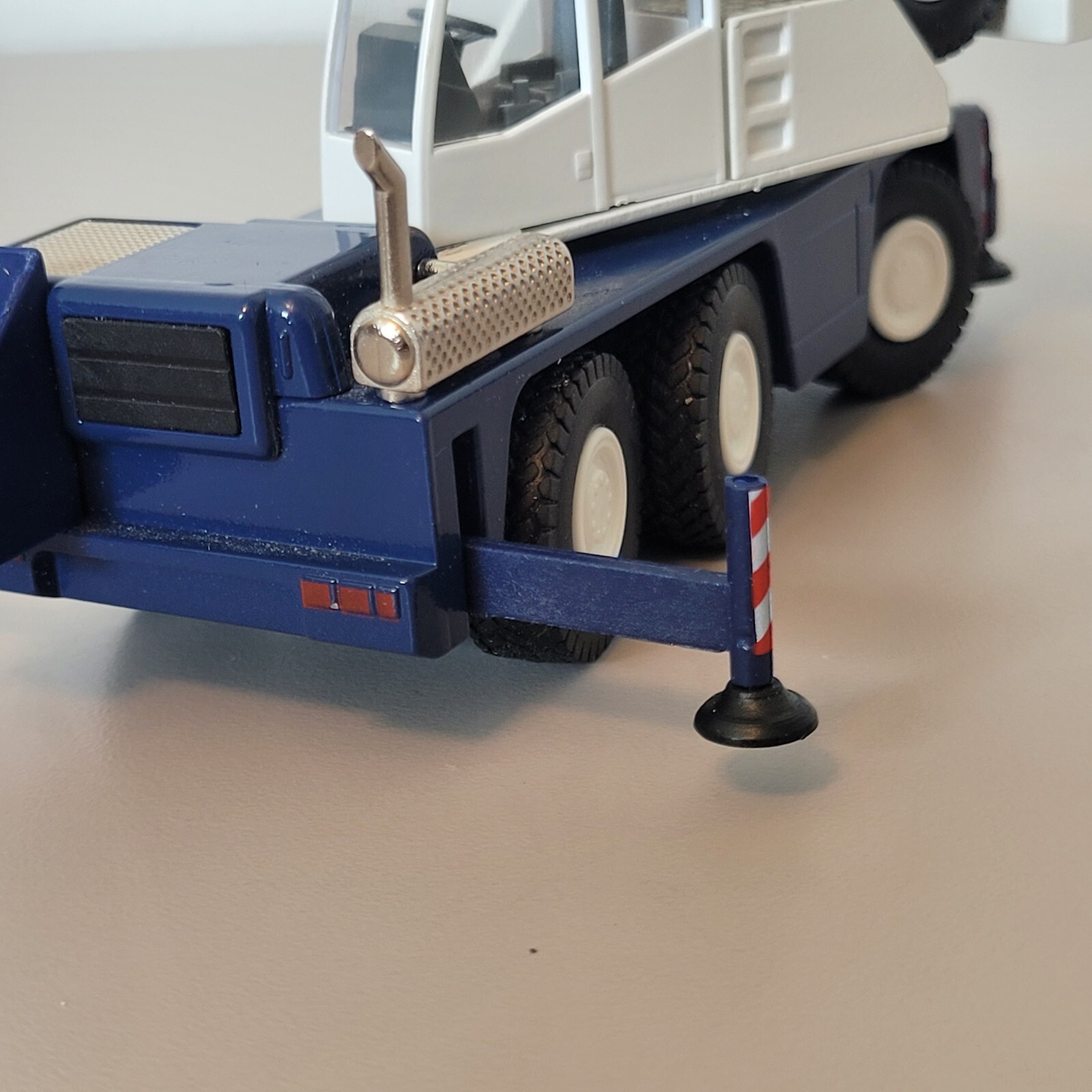 Conrad 2093 Terex Demag AC40 City Crane Breuer & Wasel 1:50 Diecast Germany