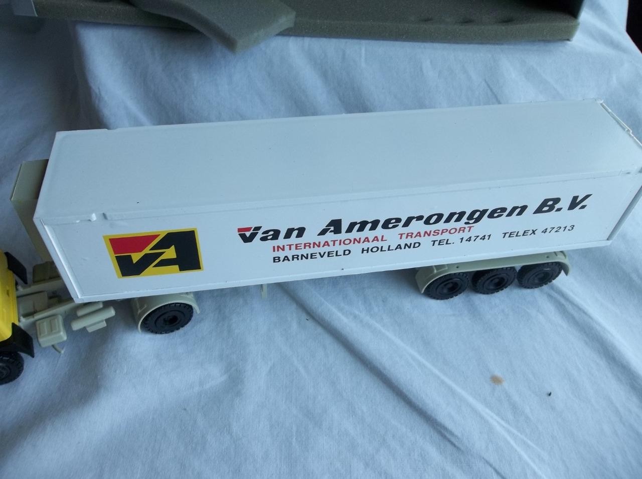NIB Conrad 3128 M.A.N. TREKKER REEFER TRUCK VAN AMERONGEN TRANSPORT