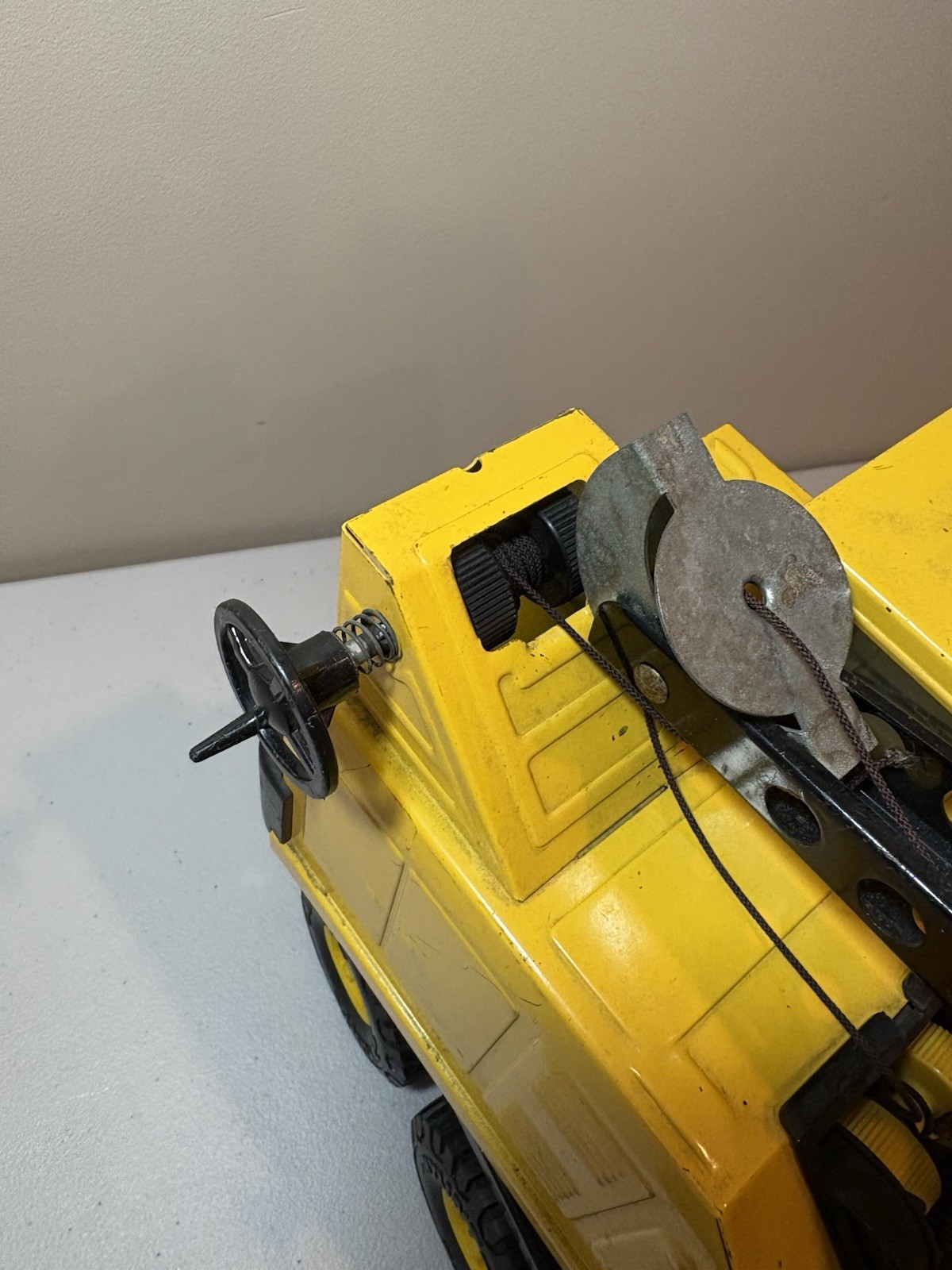 Vintage NYLINT Toy Michigan Shovel Crane T-24 Pressed Steel Yellow Truck