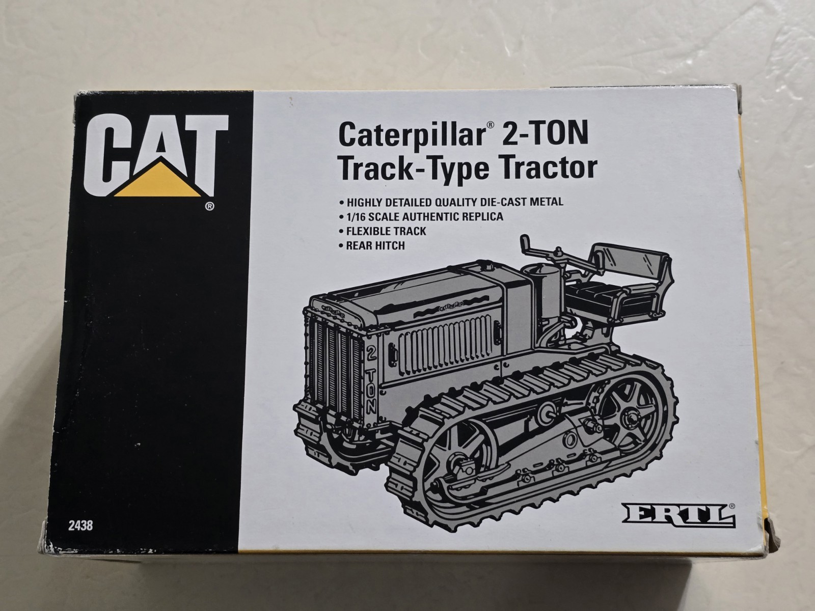 ERTL Caterpillar 2-Ton Track-Type Tractor 1:16 Scale Die Cast 2438: Original Box