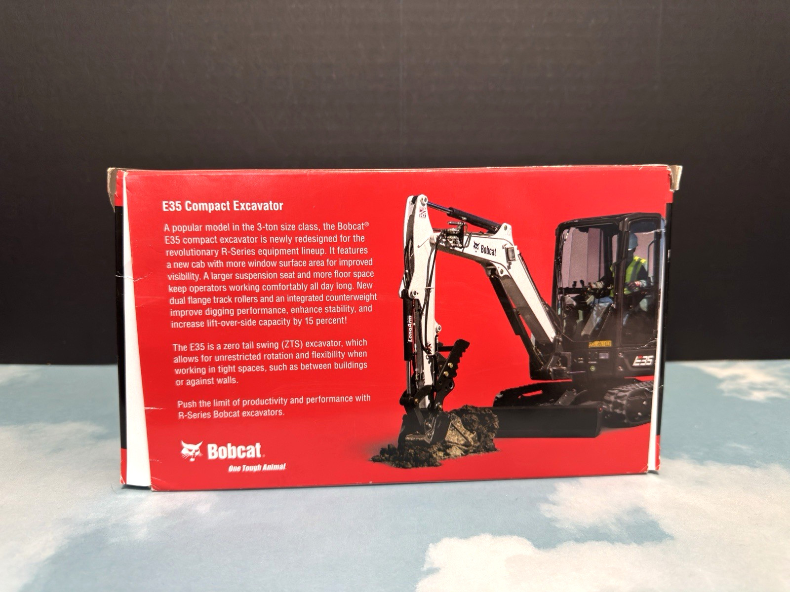 Bobcat 1:25 Scale Die Cast Collectible E35 Compact Excavator New in box